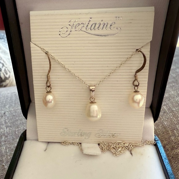 Jezlaine Pearl & Sterling Silver Necklace & Earring Set - Picture 3 of 4